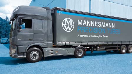 Image of a truck with a Mannesmann truck tarpaulin